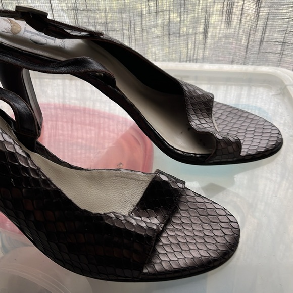 Sling back hi heeled sandals - Picture 10 of 14